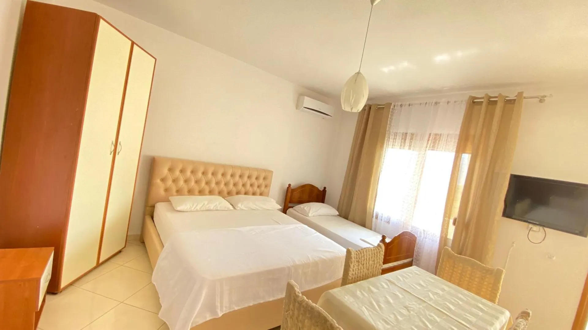 Apartament Radhime Vlorë 0*,